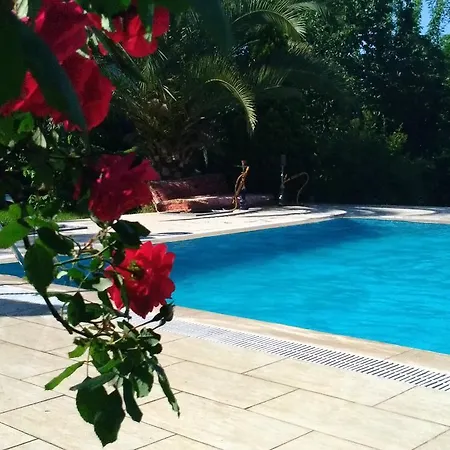 Villa Sultan Konagi Genis Bahce Ozel Havuz *