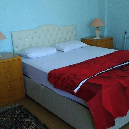 Villa Sultan Konagi Genis Bahce Ozel Havuz